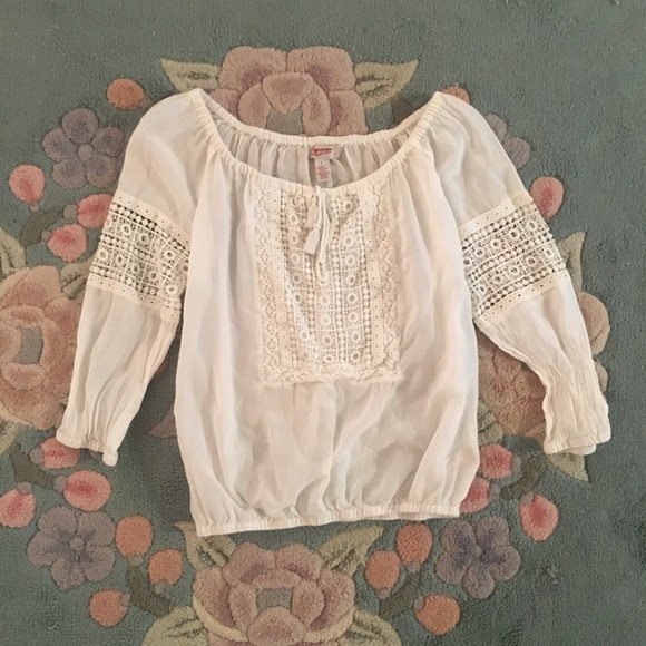 Arizona Jeans Co. Peasant Styled Blouse - Picture 1 of 7